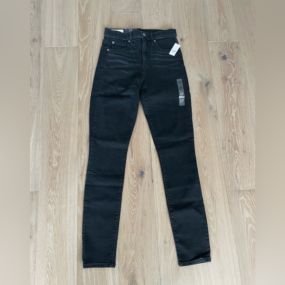 Gap Denim True Skinny High Rise Stretch Jeans in Black - Size 27 / 4 Long - NWT